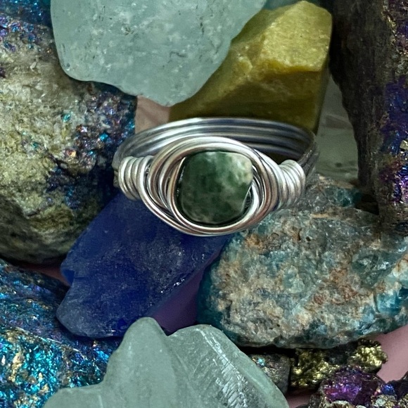 2/$10 Natural Seraphinite wire, wrapped ring - Picture 1 of 4